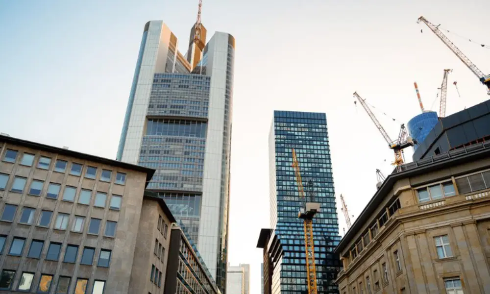 Russian Government Policies in Infrastructure and Housing Development