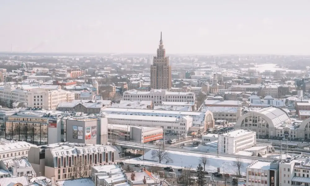 Predicting Architectural Trends Until 2050 and the Vision for Urban Development