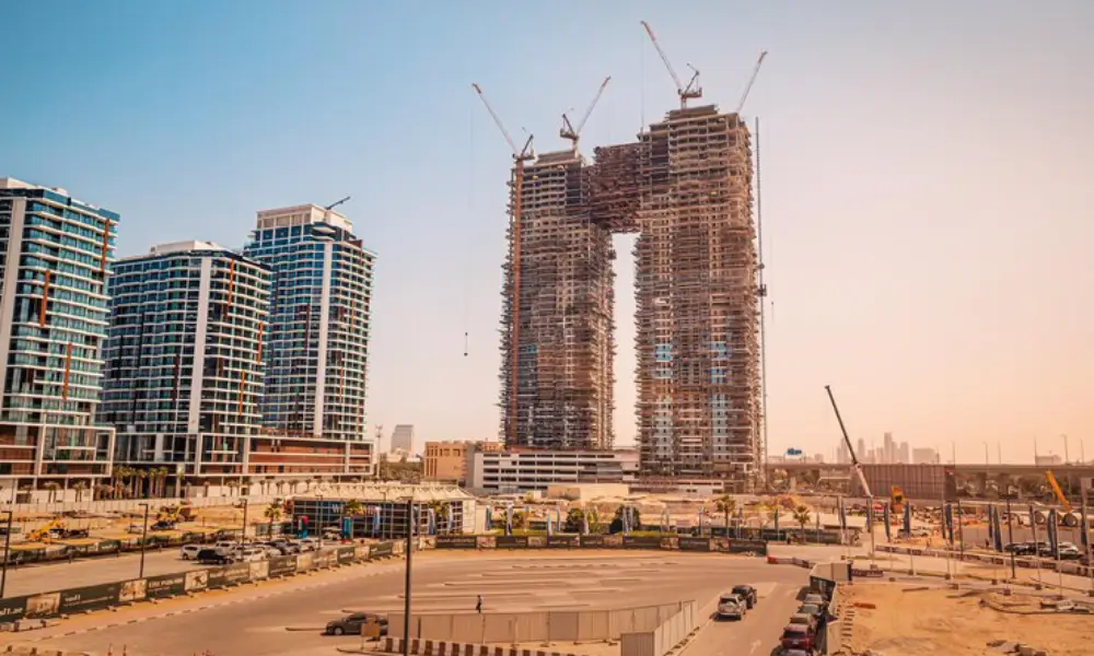 Climate, Water, and Energy Challenges: Designing for Hot and Arid Conditions