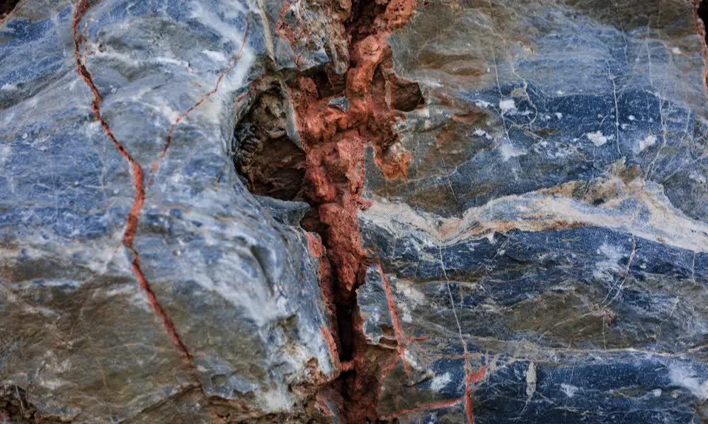 The Impact of Stone Pattern Harmony with Interior Design and Exterior Facade Styles